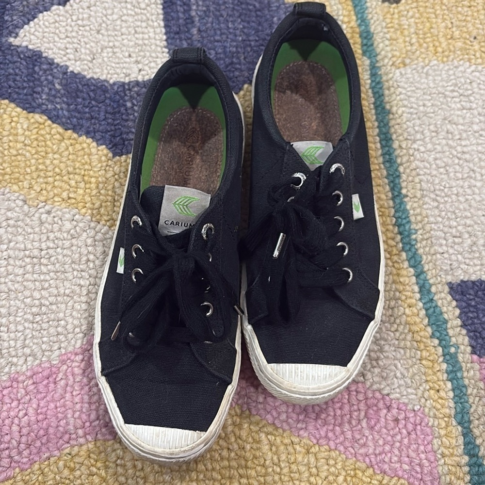 Cariuma Black Canvas Sneakers - Picture 2 of 8